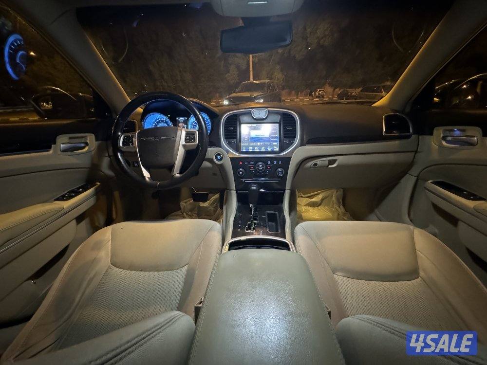 كرايزلر 300 / 8 سلندر11