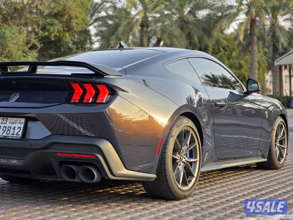 دارك هورس 20252