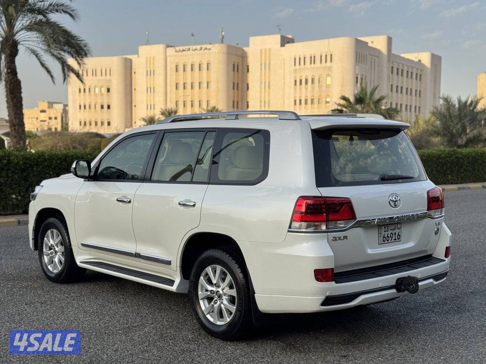 لاندكروزر GX_R V8 موديل 2016 صبغ الوكاله بحاله الوكاله5