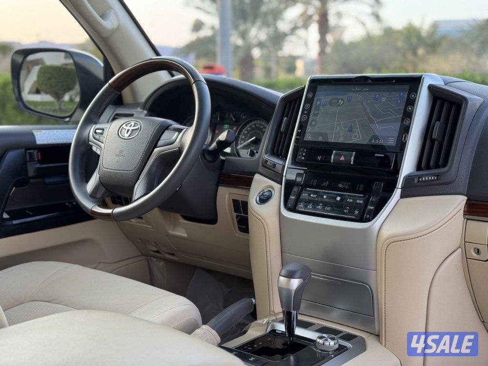 لاندكروزر GX_R V8 موديل 2016 صبغ الوكاله بحاله الوكاله14