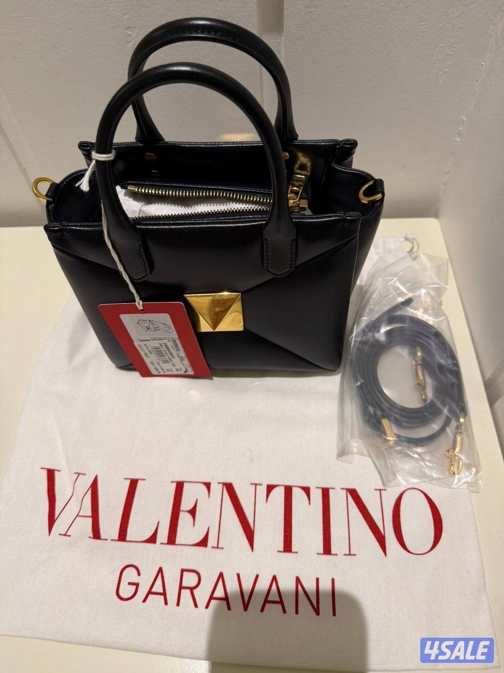 للبيع جنطة من فالنتينو اصلية2