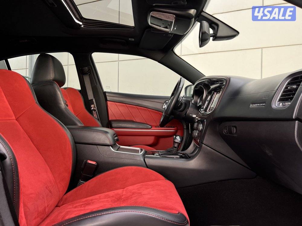 شارجر SRT8 / ٢٠١٩8