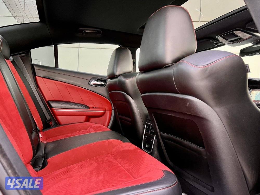 شارجر SRT8 / ٢٠١٩10