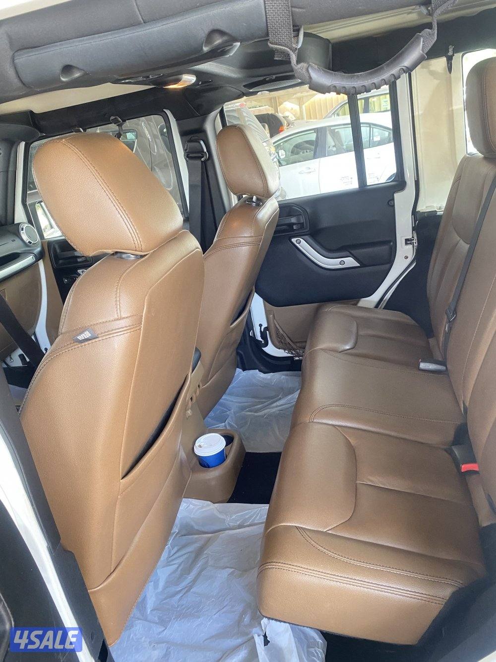 رانجلر  صحاري ٢٠١٤ مرفق الفحص قير مكينة شاصي يوجد دبل9