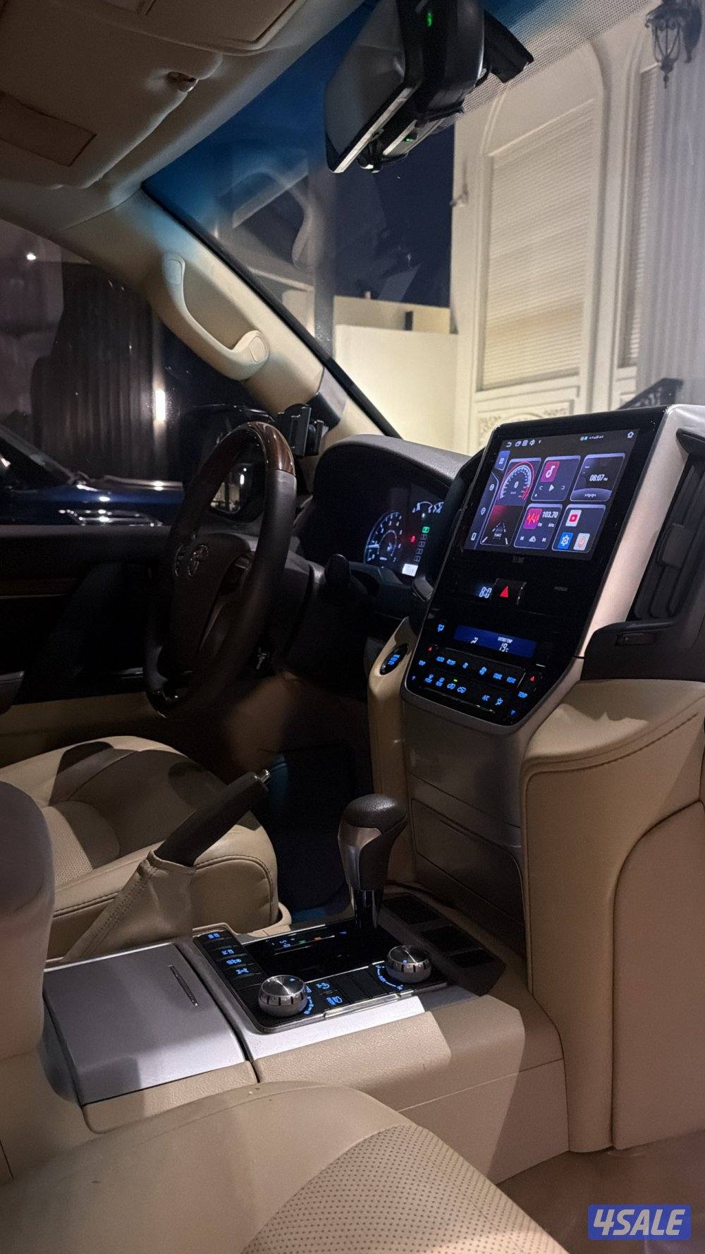 لاند كروزر بحالة الوكالة3