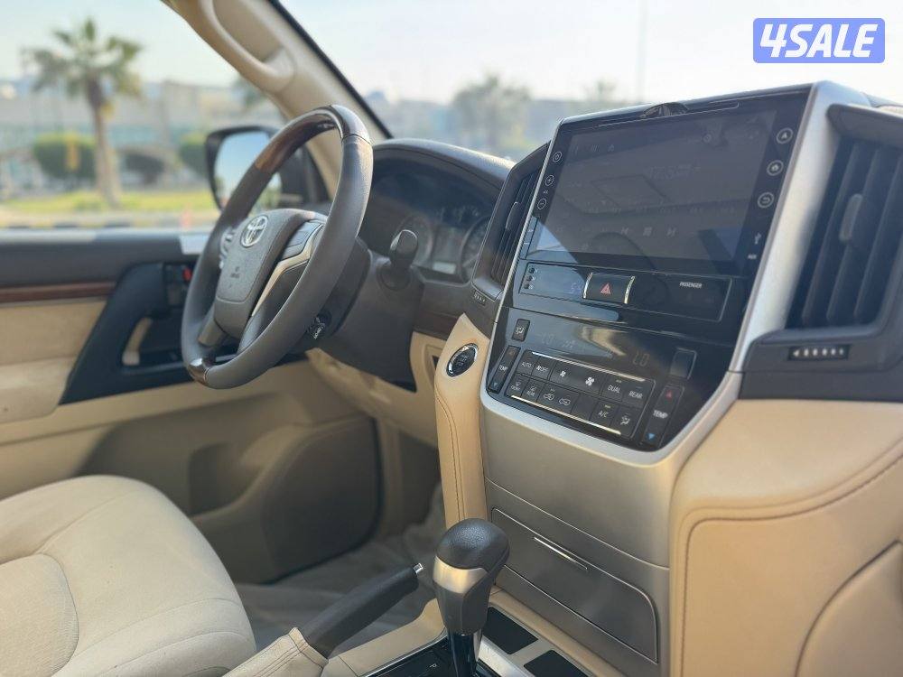 للبيع : لاند كروزر : موديل 2016 : صبغ وكاله8