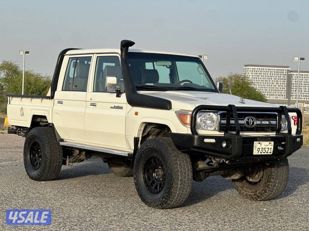 للبيع تويوتا شاص وارد الوكالة الساير1