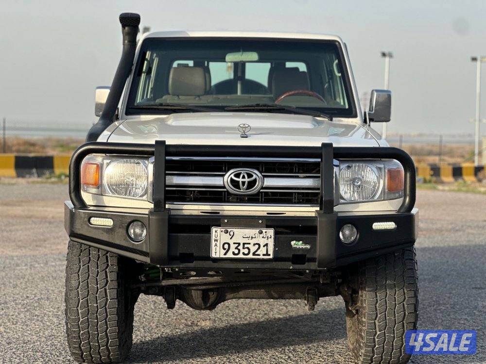 للبيع تويوتا شاص وارد الوكالة الساير2