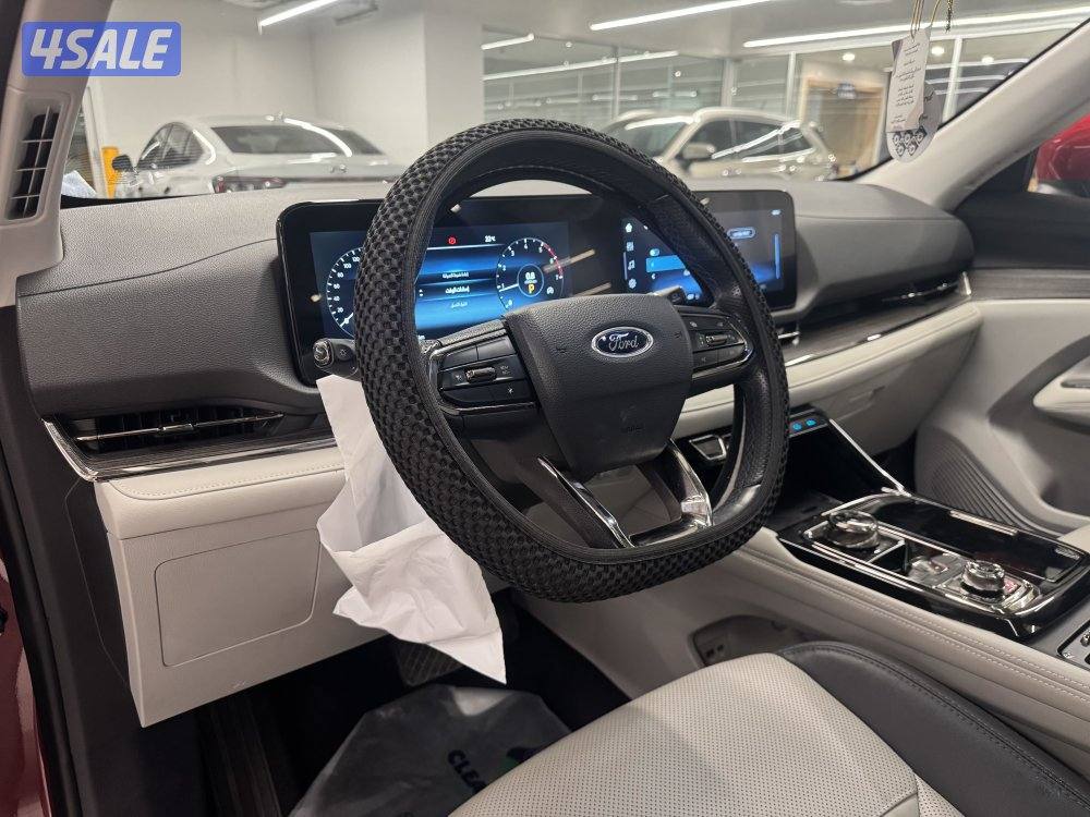 فورد تيرتوري تيتانيوم  م:2023 عداد:45 ألف تحت الكفتله14