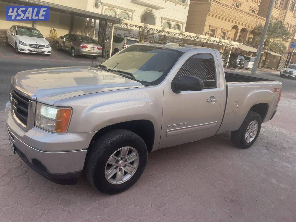 GMC / الأعلان وأضح للجادين0