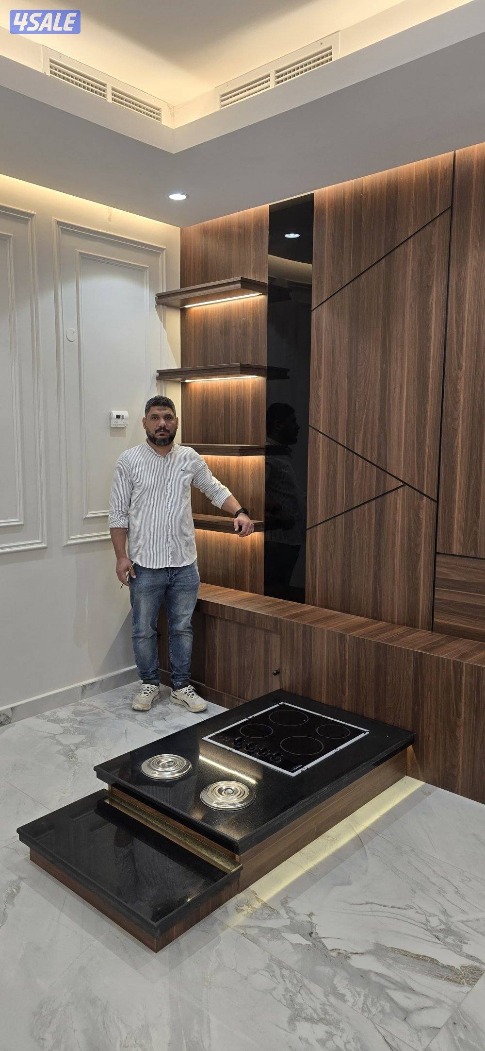 ديكورات تلفزيون بالإضاءة خشب ملامين1