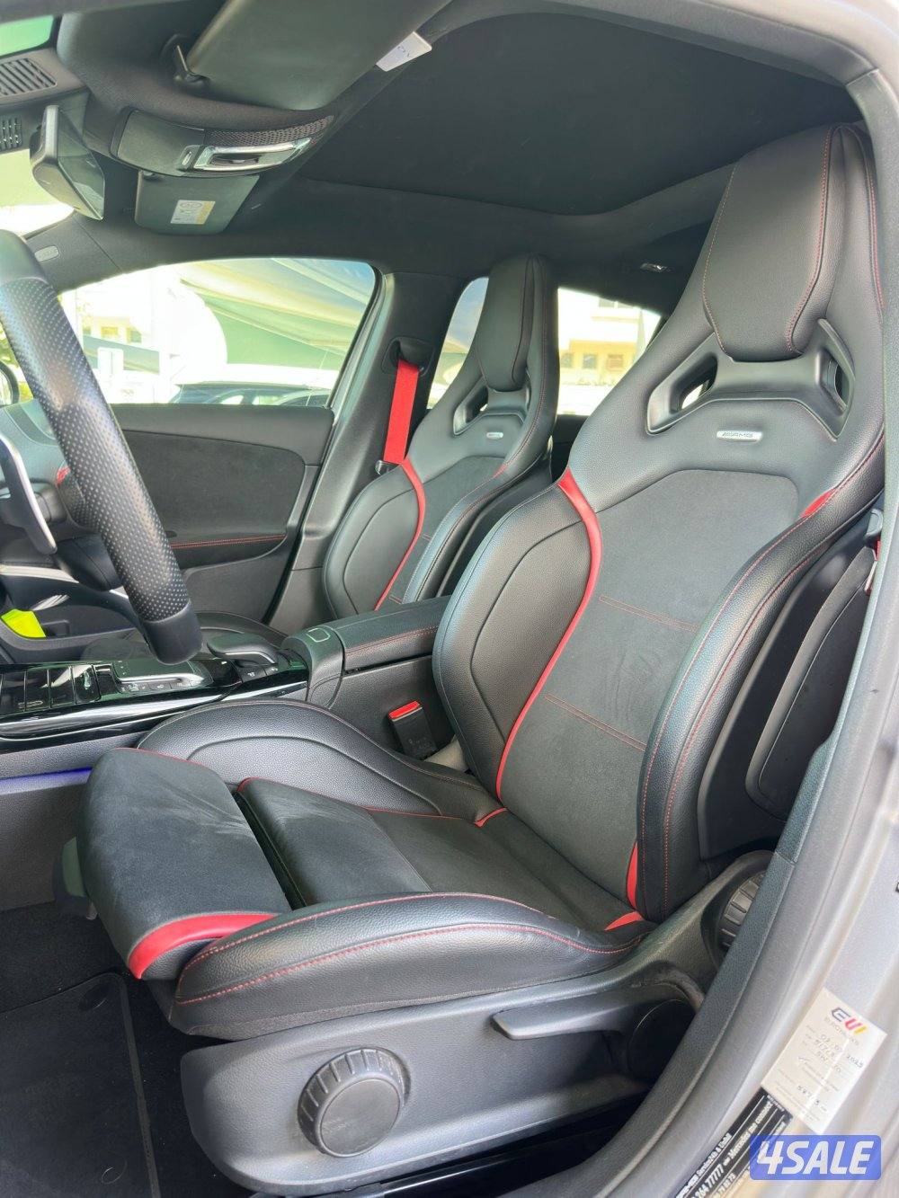 للبيع مرسيدس  
A45S AMG عداد: 55 الف9