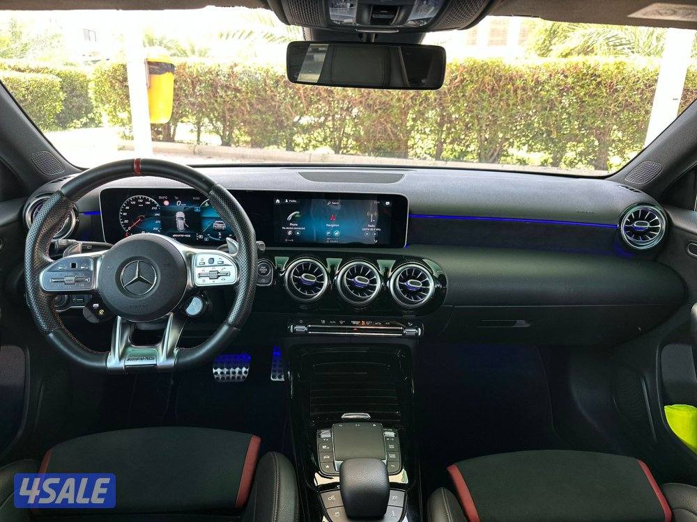 للبيع مرسيدس  
A45S AMG عداد: 55 الف10