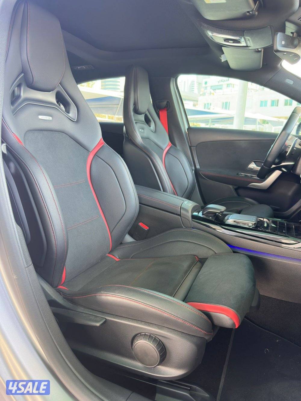 للبيع مرسيدس  
A45S AMG عداد: 55 الف12