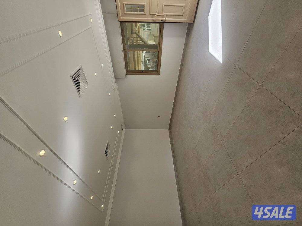 للإيجار فيلا مميزه جدا في العدان4