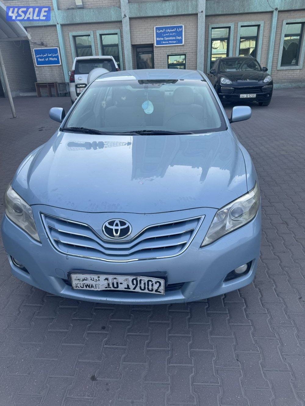 للبيع تيوتا كامري اللون أزرق فاتح بحاله ممتازه كامل المواصفاتج4