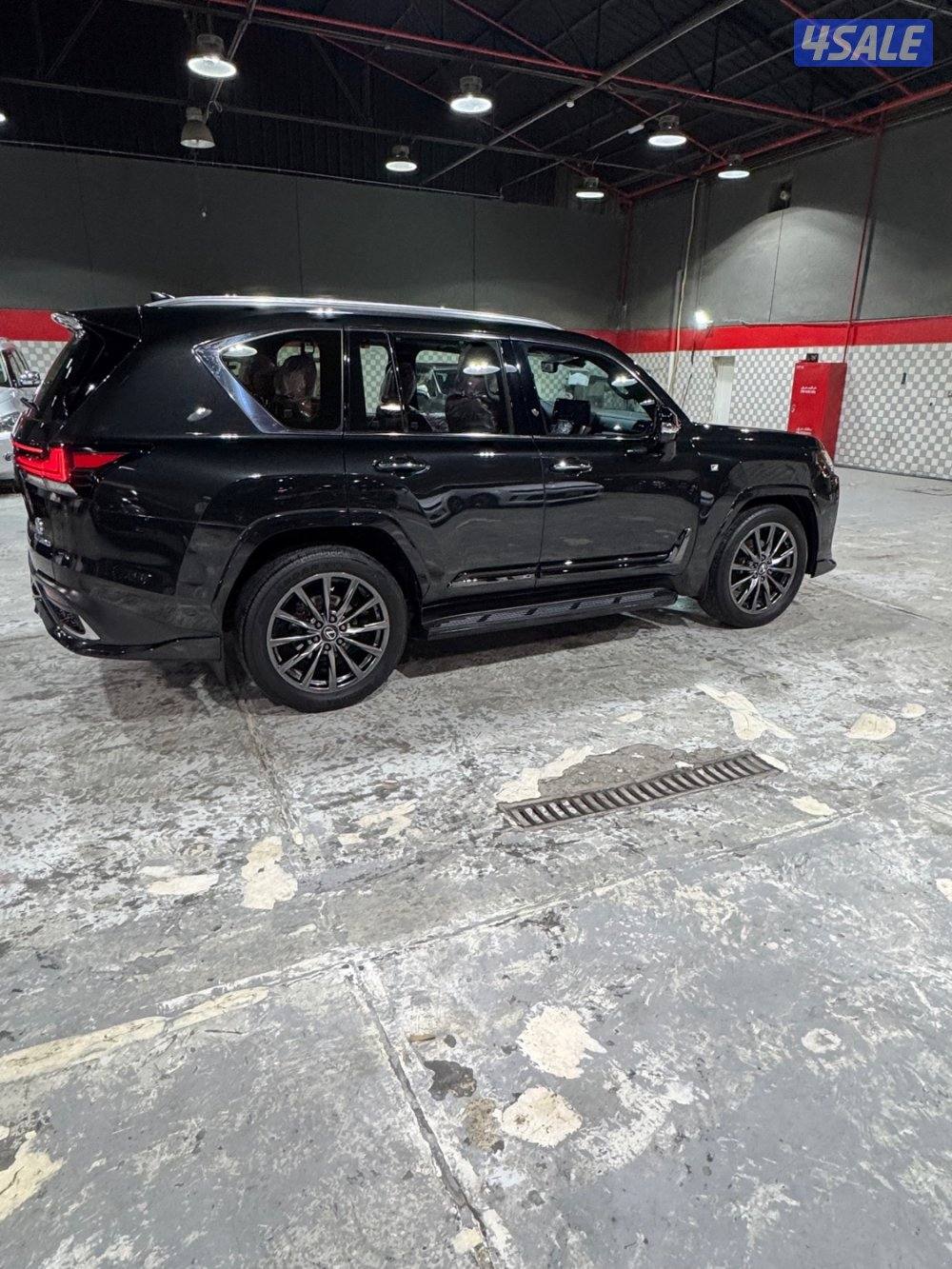 لكزس F SPORT 20247