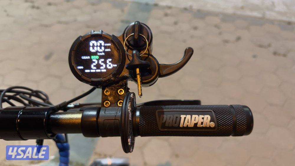 للبيع سكوتر الوحش سرييع2