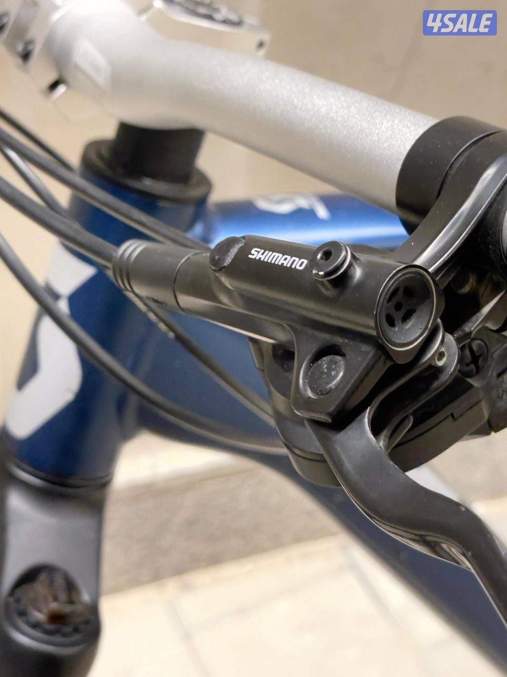 Scott الوحيد في الكويت 🇨🇭🇰🇼2