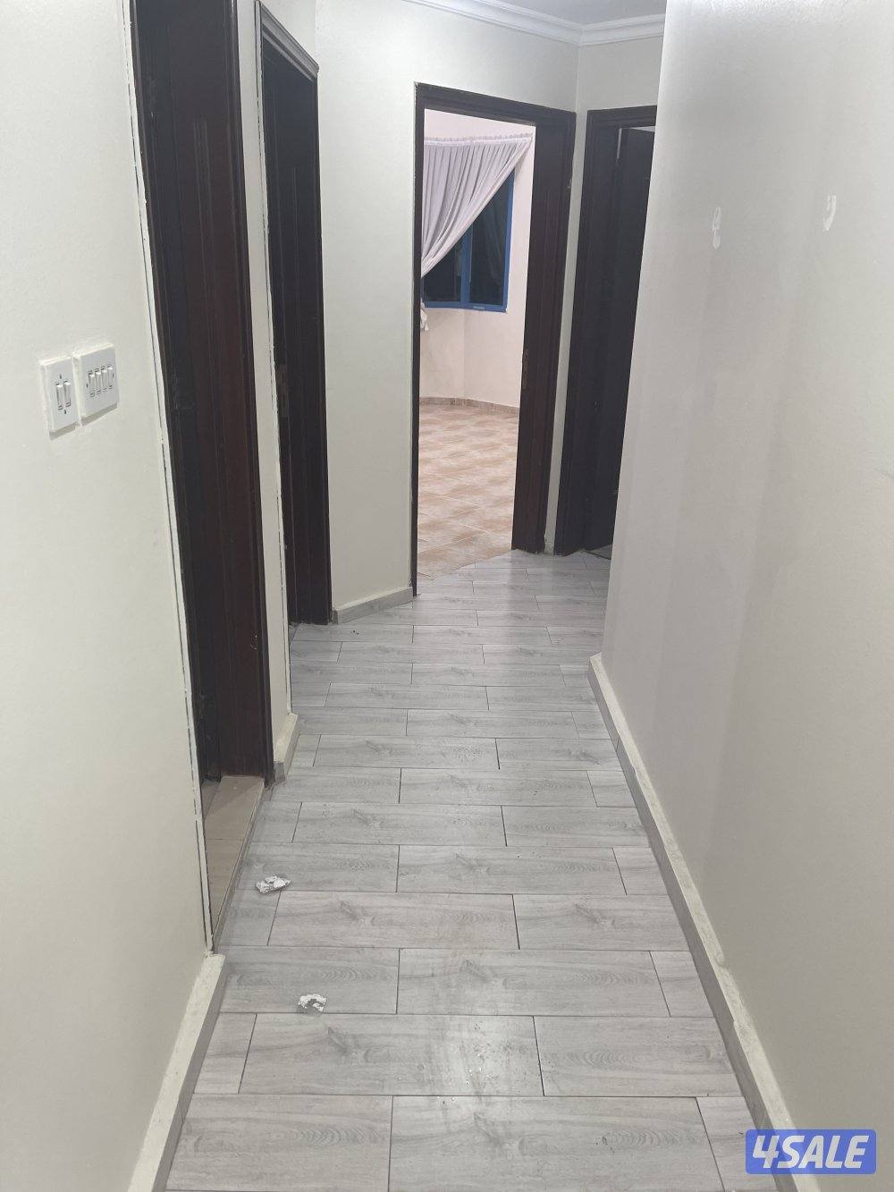 صباح السالم قطعة 2  شارع ٢٠٠ عمارة 972