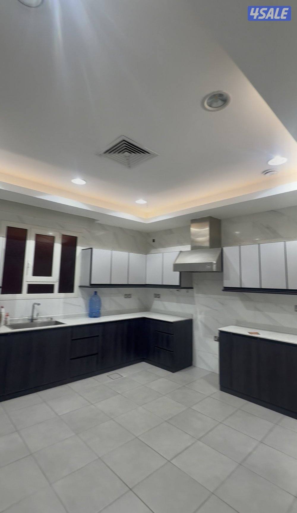 للإيجار دور في الأندلس سوبر سوبر لوكس4