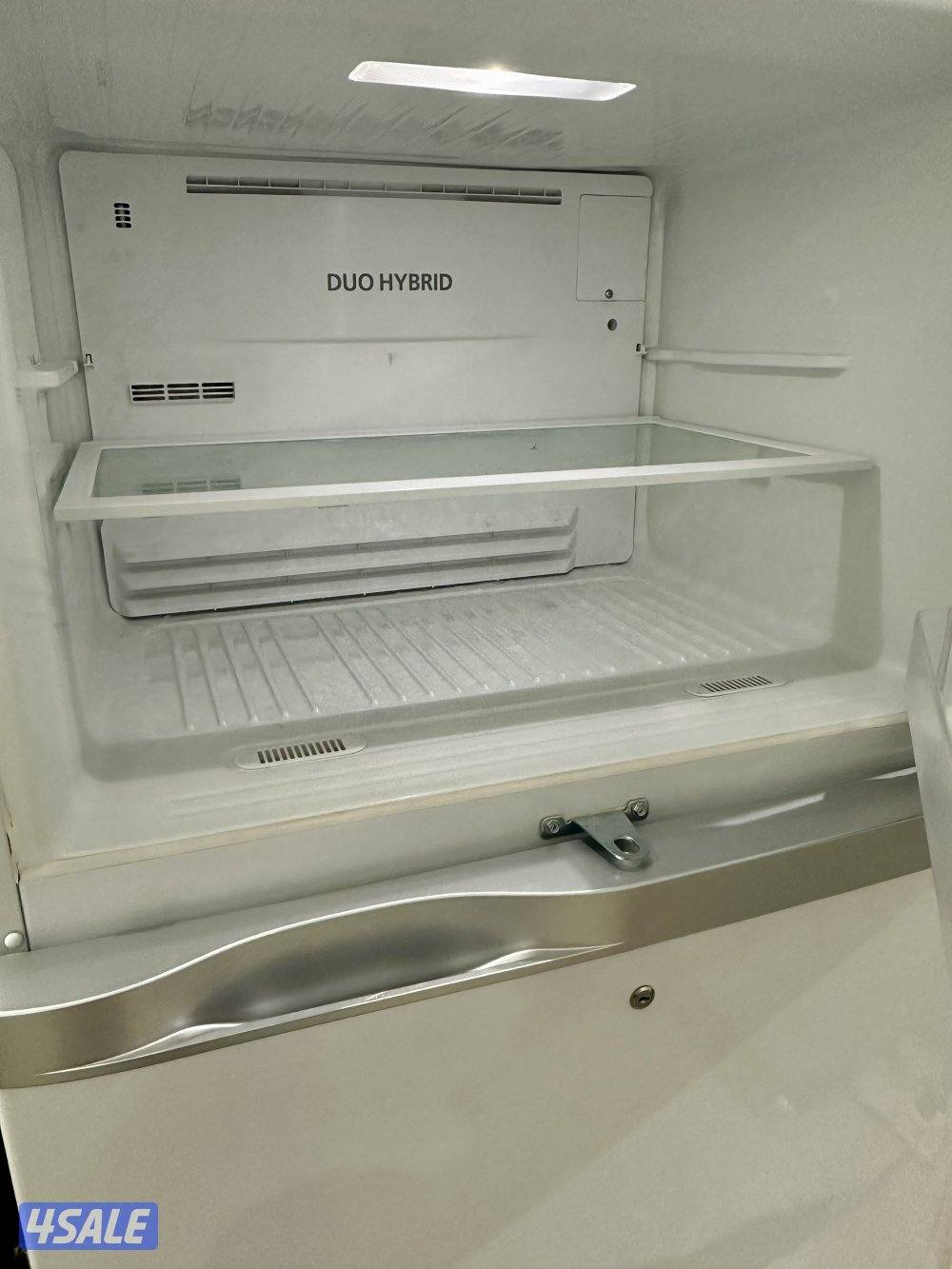 بيعه سريعه  ثلاجة توشيبا شبه جديد 21.5007