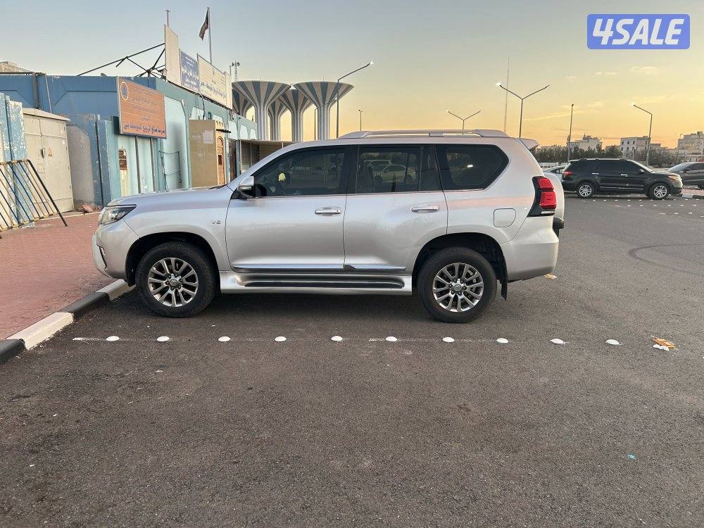 برادو وكالة VX4