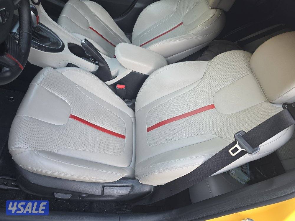 hyundai - Veloster 20196