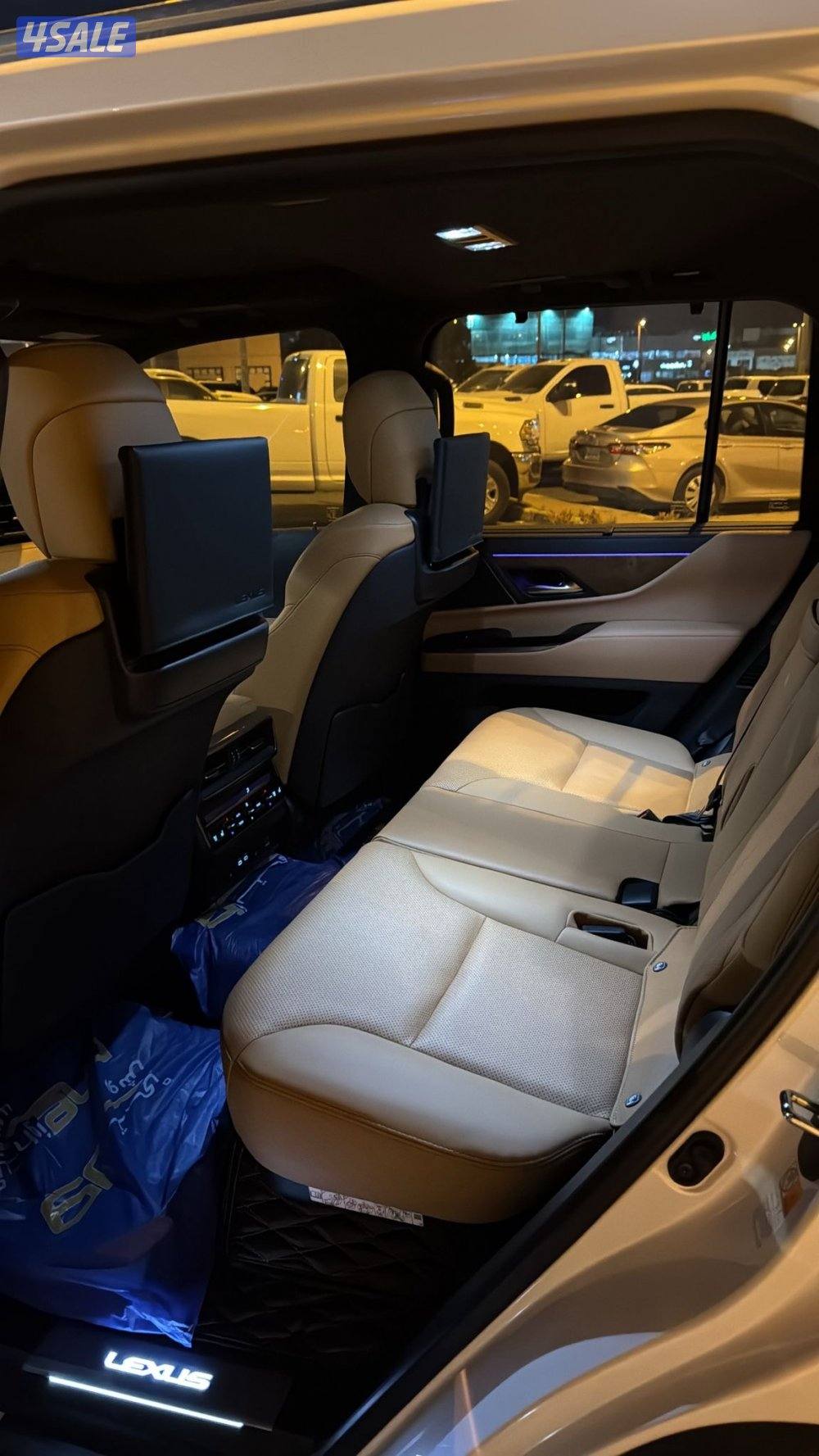 للبيع جيب لكزسLX600 موديل ٢٠٢٥2