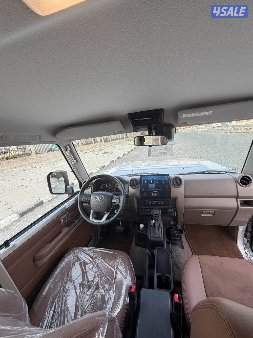 لاند كروزر نص 2026 اصفار4