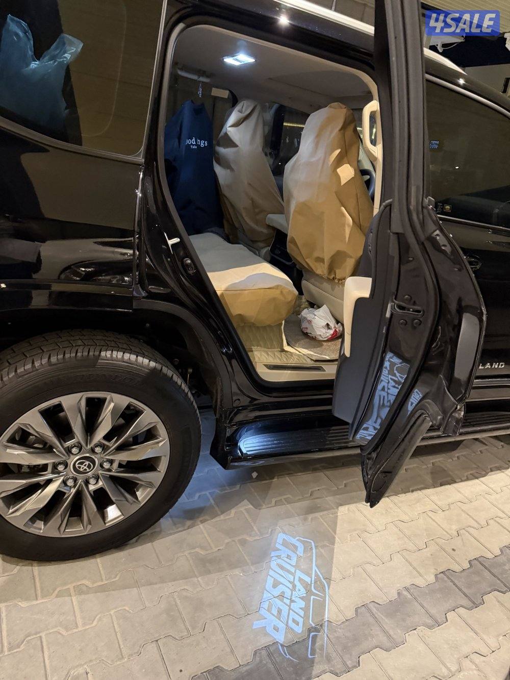 للبيع لاند كروزر 2025 Aero صبغ الوكالة بحالة الوكالة قابل للمساومة2