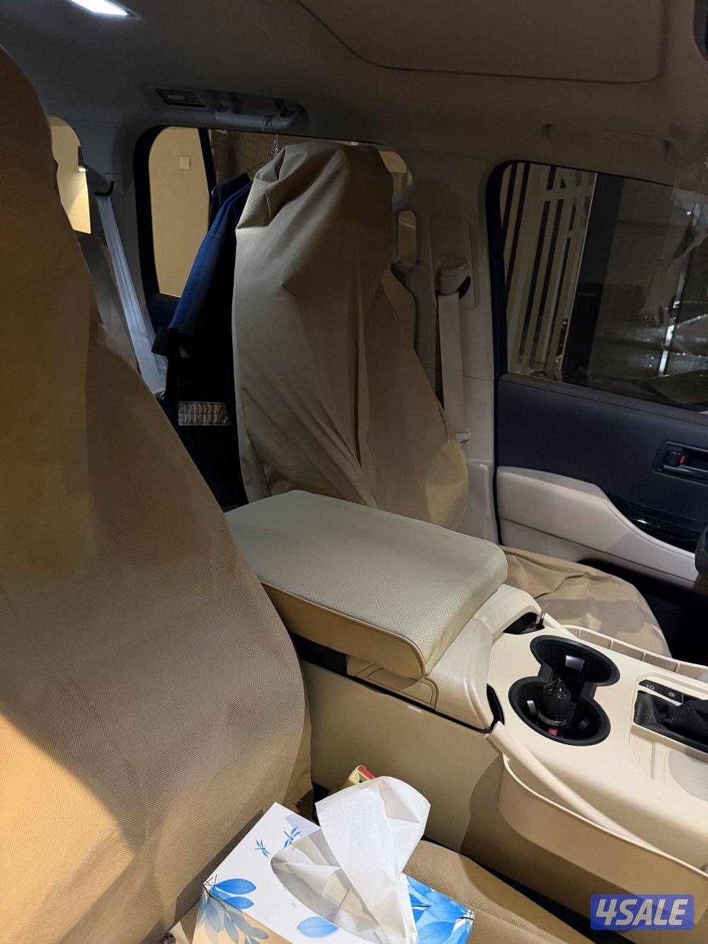 للبيع لاند كروزر 2025 Aero صبغ الوكالة بحالة الوكالة قابل للمساومة3