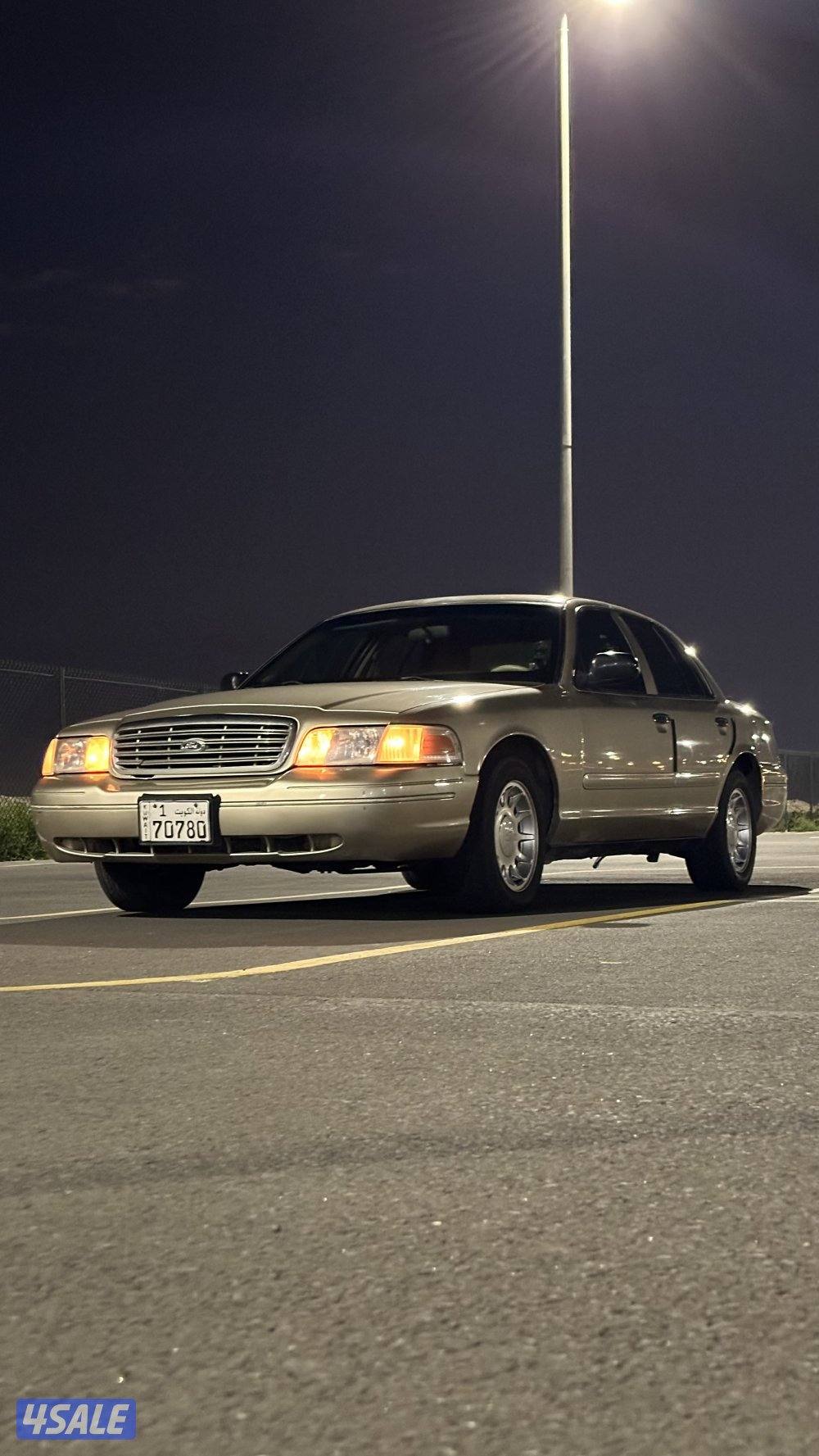 فورد فكتوريا 20003