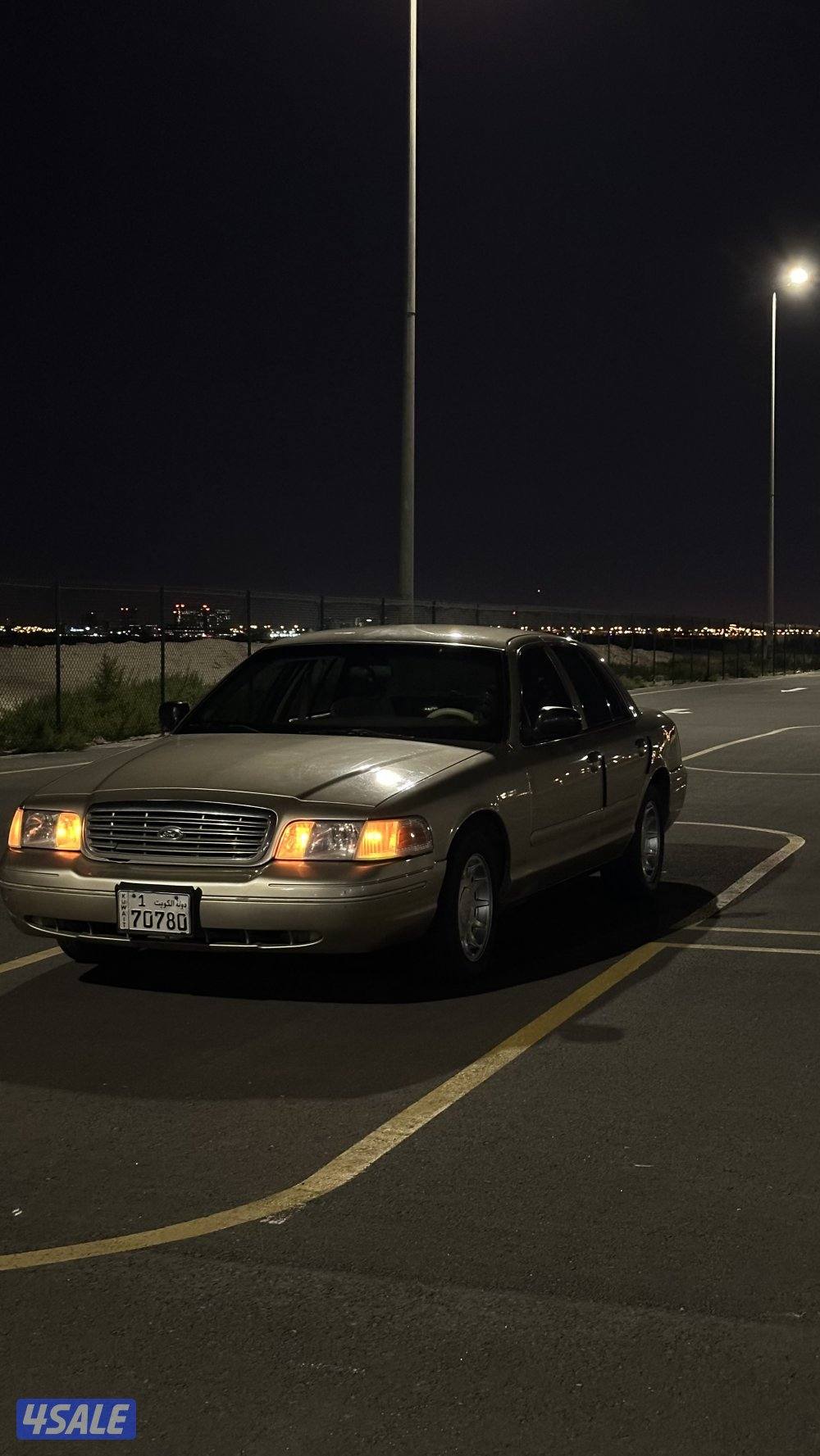 فورد فكتوريا 20005