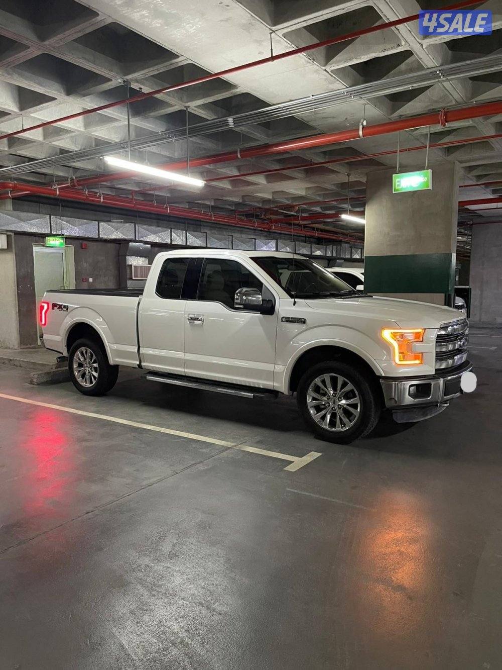 للبيع وانيت فورد لاريت (f-150) مخزن فل اوبشن اللون صدفي صبغ وكاله2