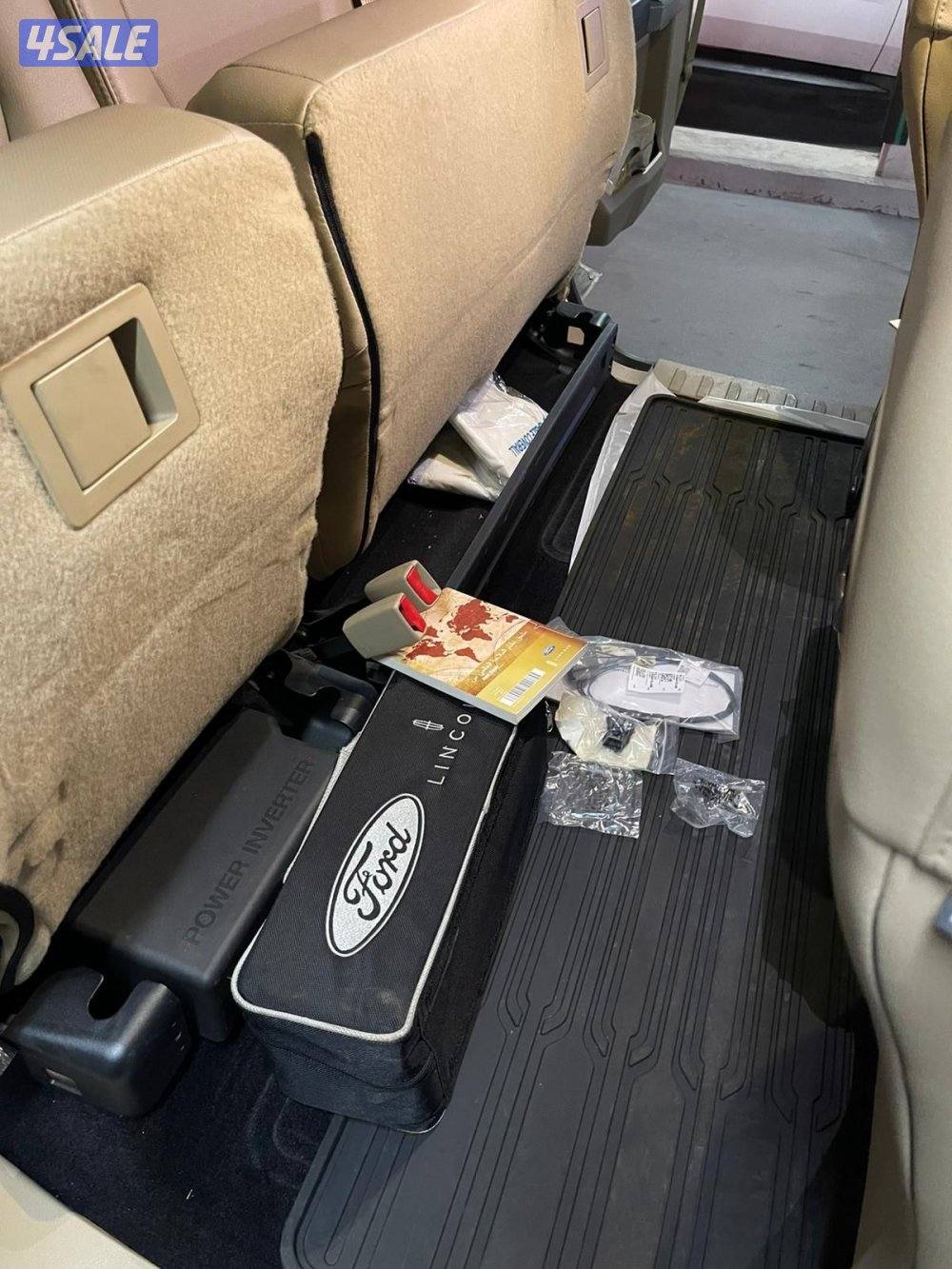 للبيع وانيت فورد لاريت (f-150) مخزن فل اوبشن اللون صدفي صبغ وكاله9