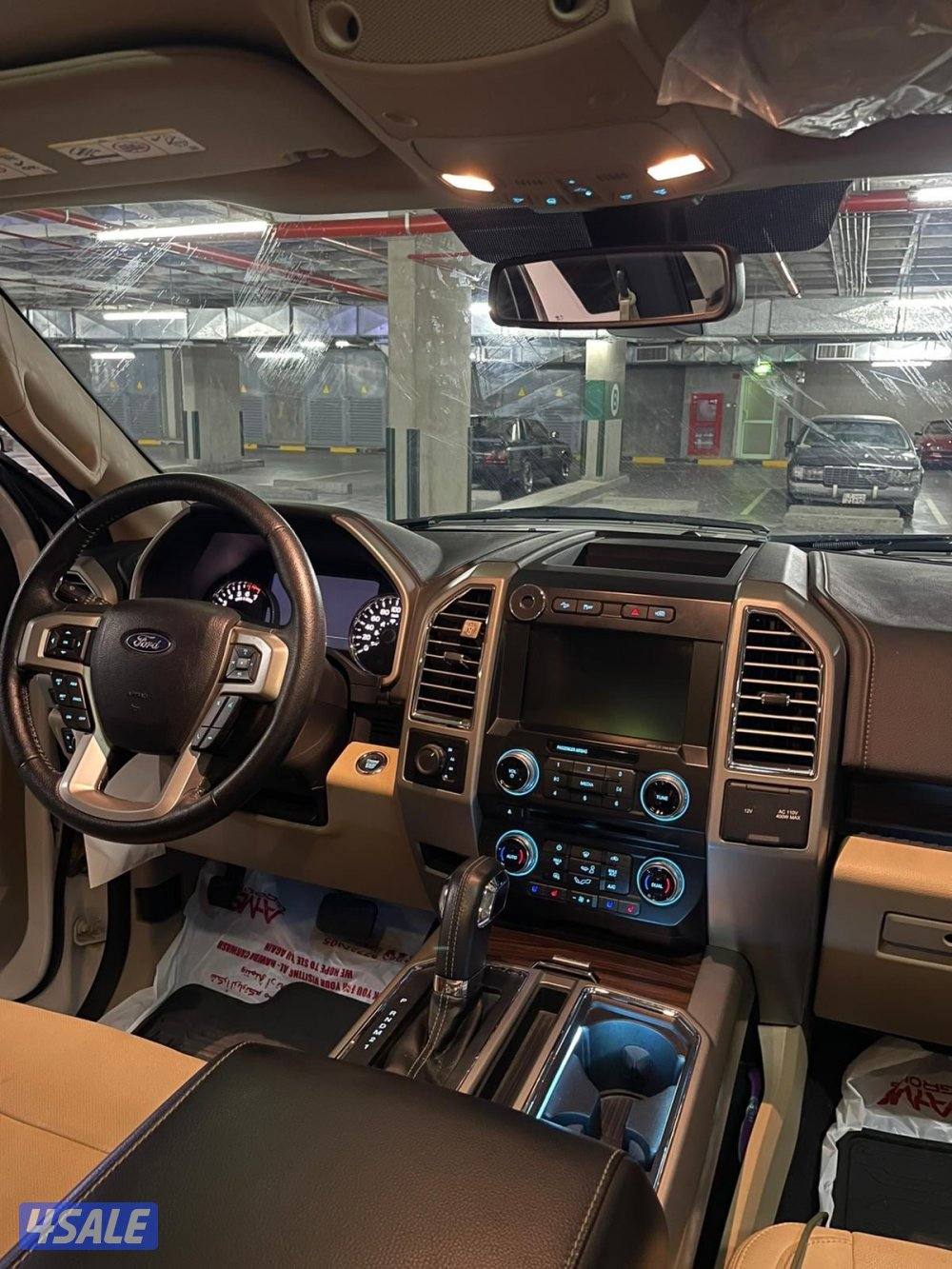 للبيع وانيت فورد لاريت (f-150) مخزن فل اوبشن اللون صدفي صبغ وكاله11