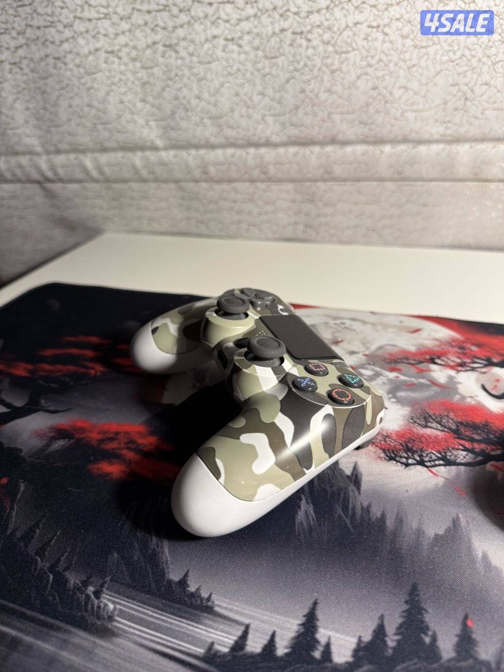 ثلاث يدات  سوني فور  تجاري وممكن تشتغل3