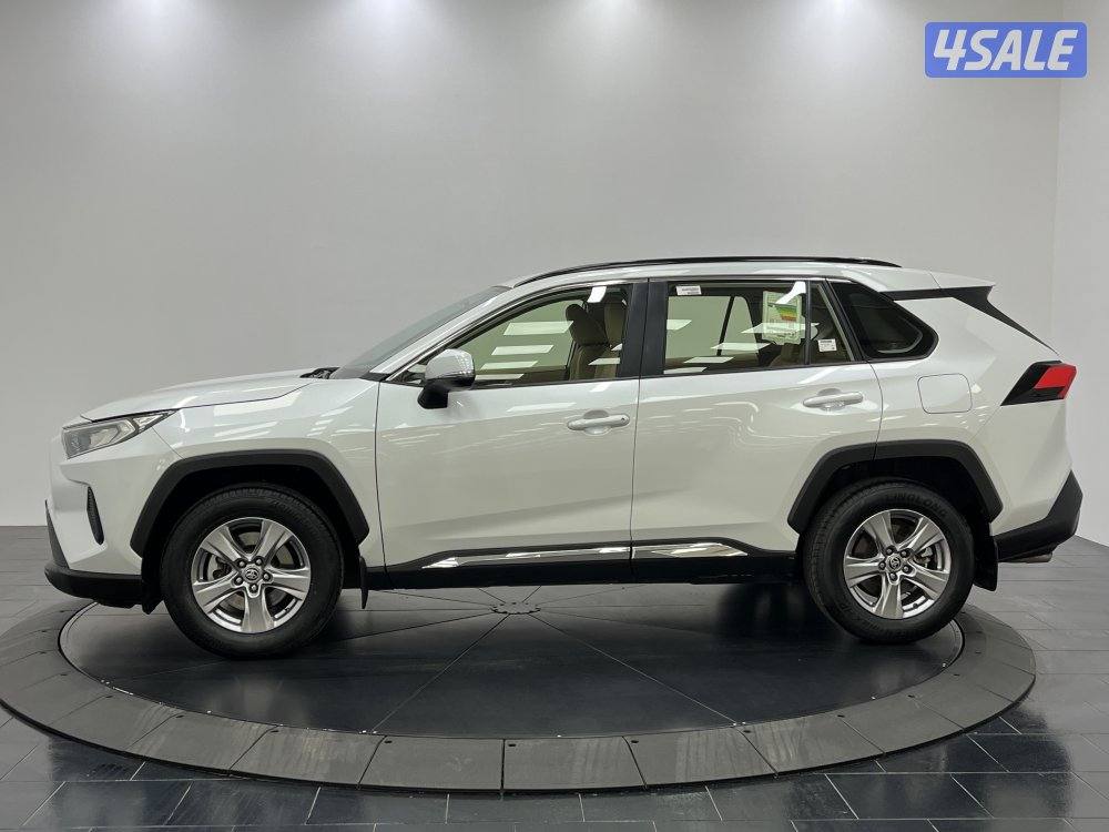 TOYOTA RAV401 4X2 STANDARD OPTION2