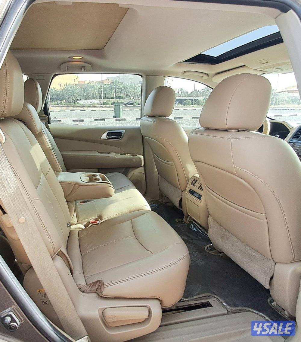Nissan Pathfinder - 2014 Brown10