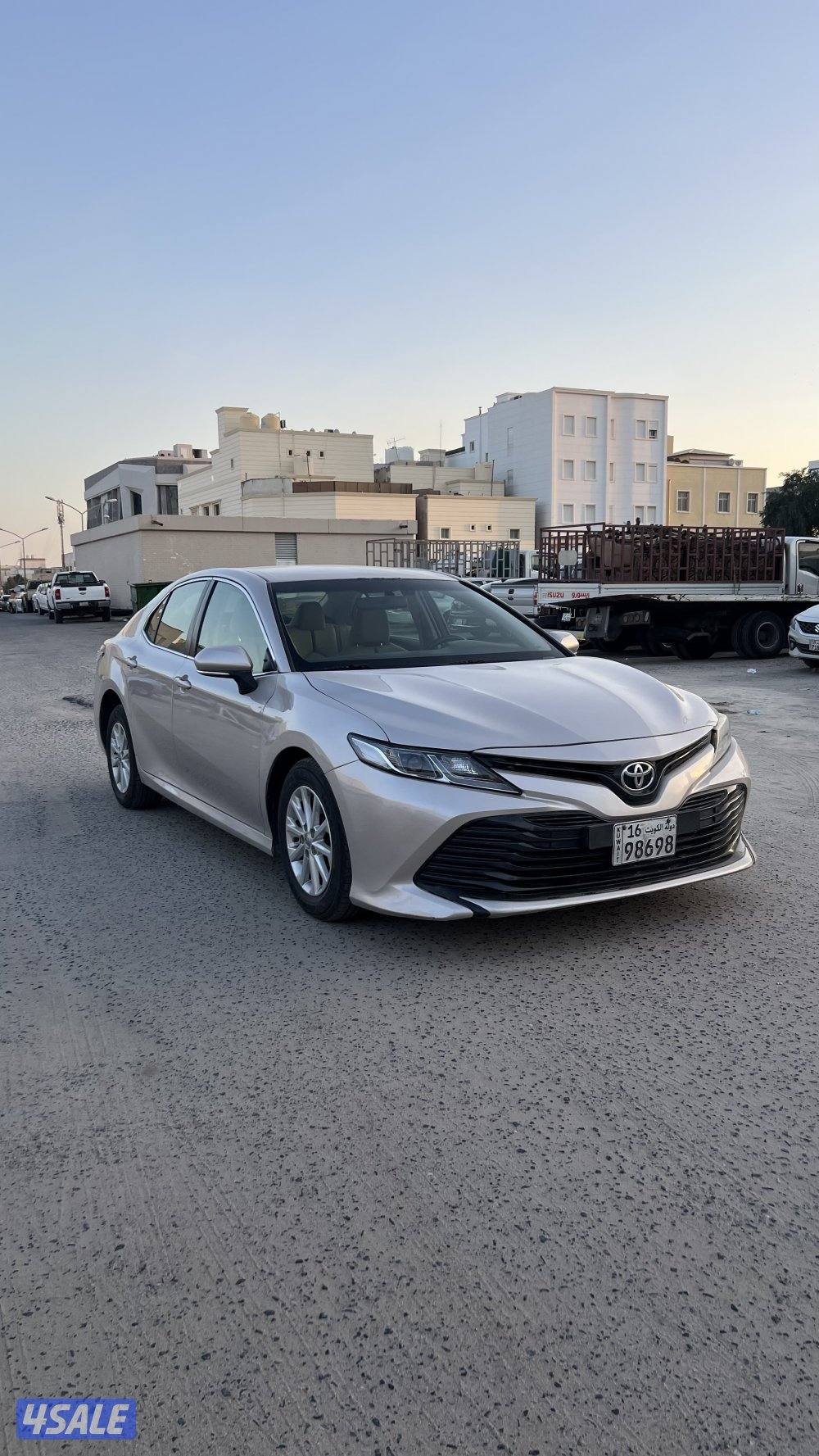 للبيع كامري 2019LE2