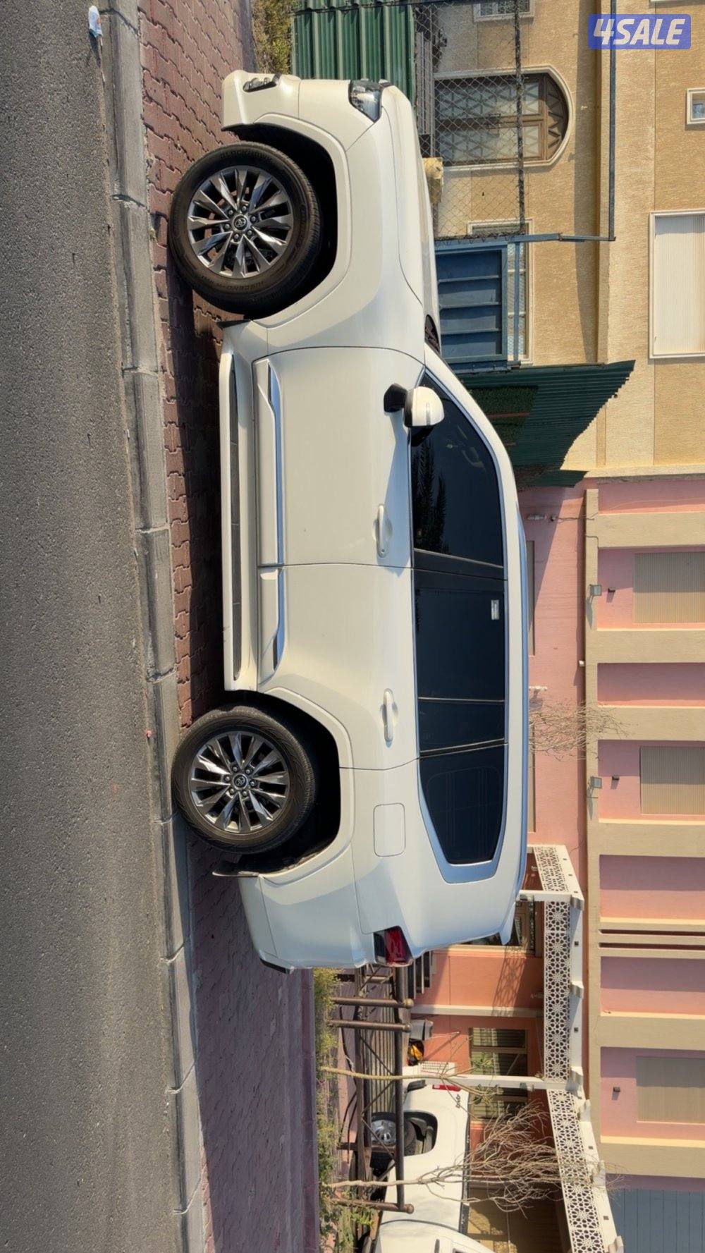 جيب لاندكروزر2