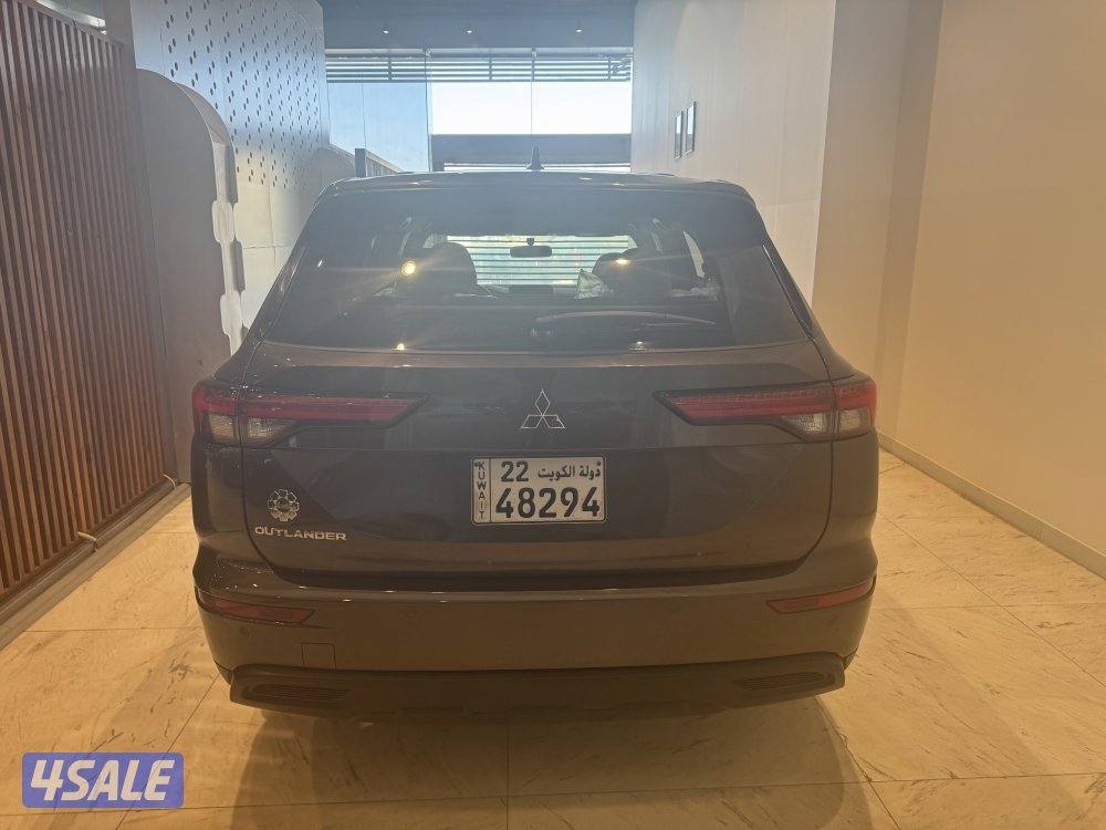 Mitsubishi outlander4