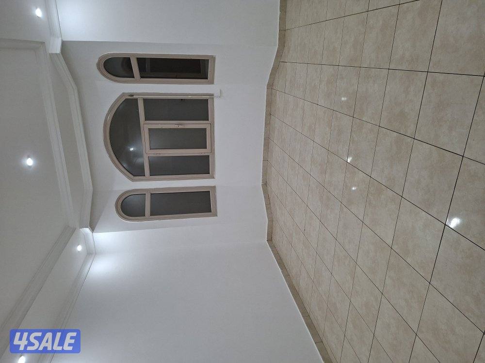 للايجار شقة بفهد الأحمد لمعاريس أو اسرة صغيرة للجادين فقط3