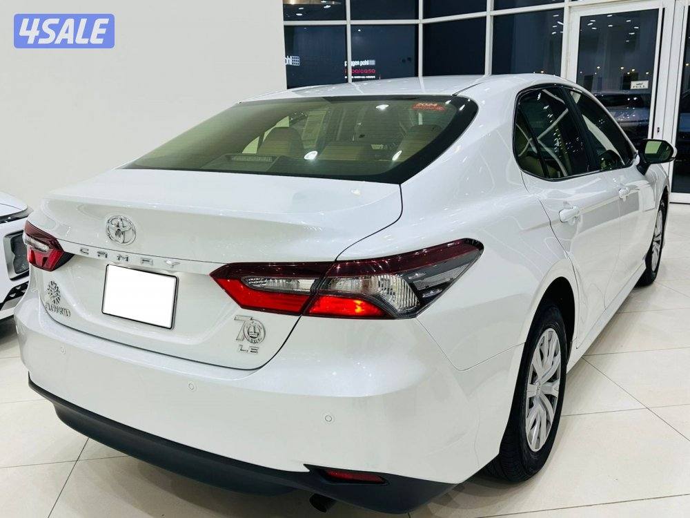 للبيع تويوتا كامري LE 2.5موديل 20243