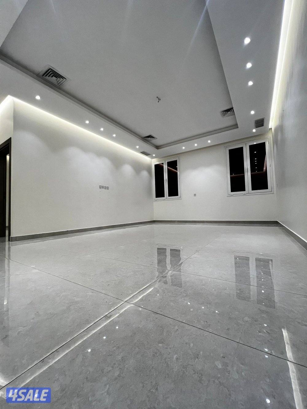 🏠للإيجار شقق غرب وجنوب عبدالله مبارك 🏡1