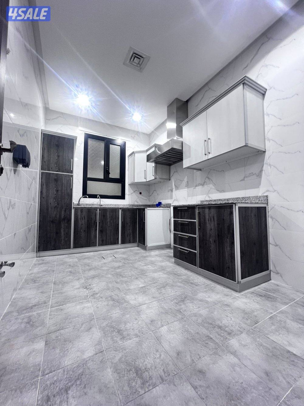 🏠للإيجار شقق غرب وجنوب عبدالله مبارك 🏡3