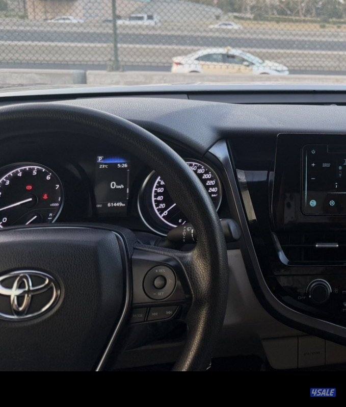 تويوتا كامري بحاله نادره5