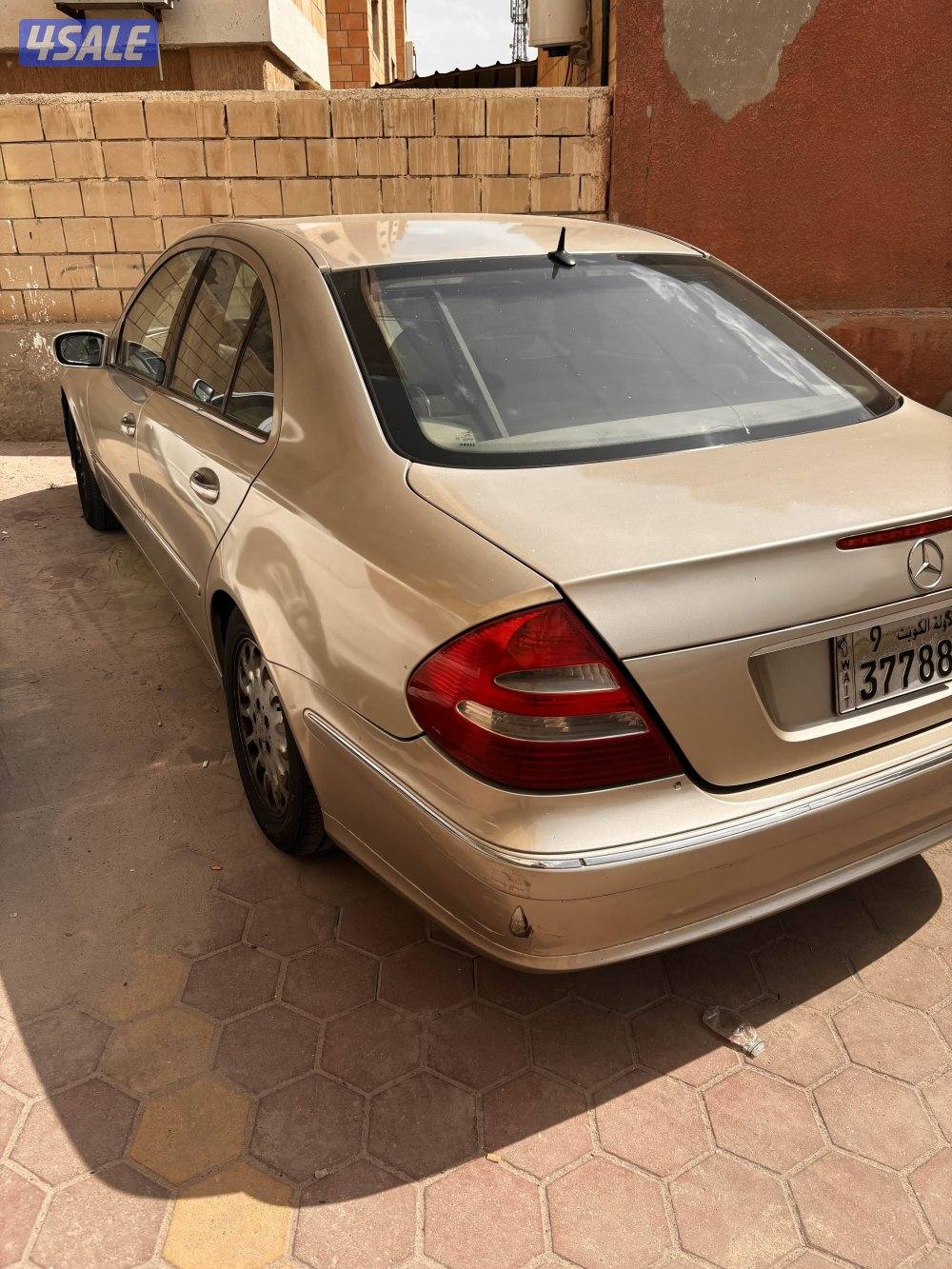 مرسيدس للبيع E2402