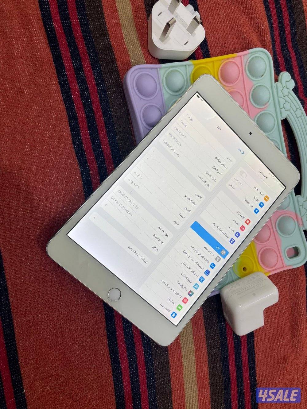 ايباد ابل ميني فور 4 نظيف وشغال تمام 16 قيقا ينزل كل البرامج ينزل تيمز1